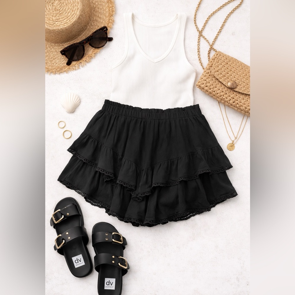 DV by Dolce Vita Black Tiered Ruffle Skort
